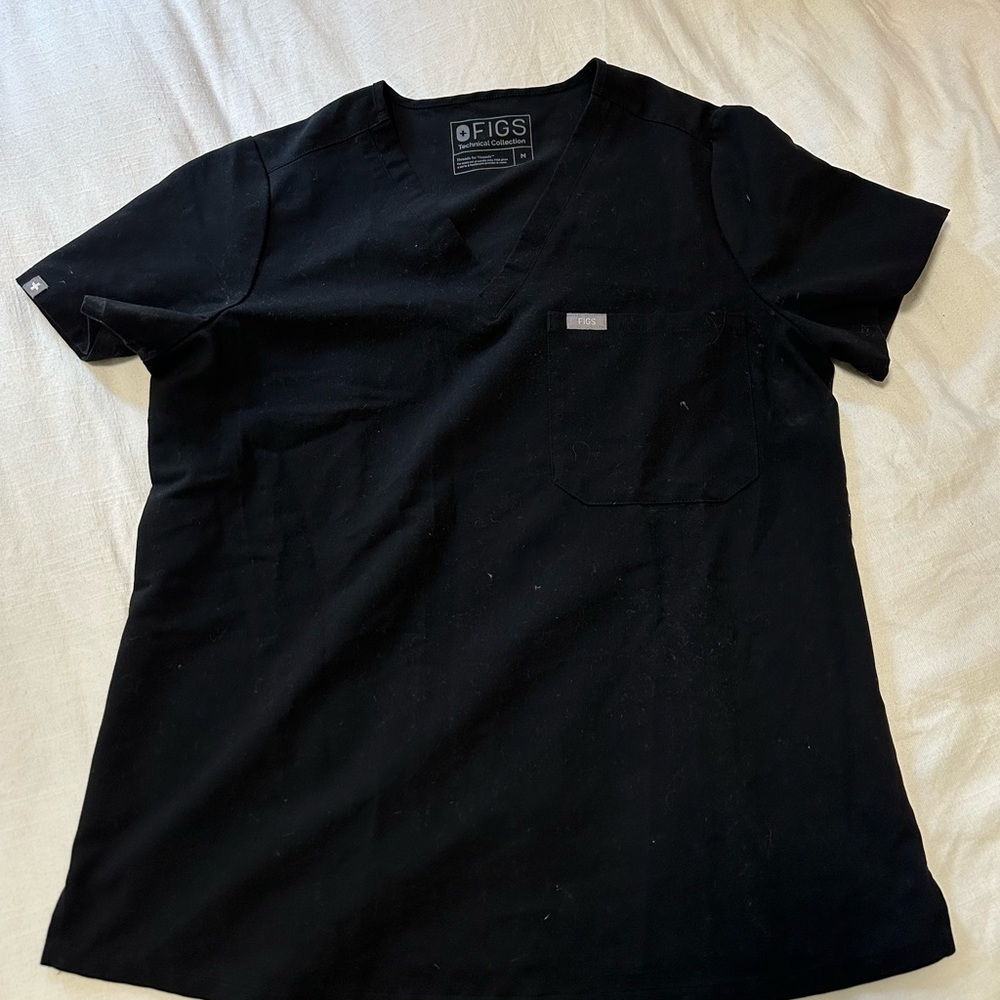 Figs scrub top size L